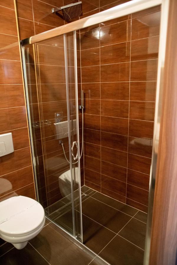 Babilon Krzeszow Aparthotel Krzeszow  Buitenkant foto