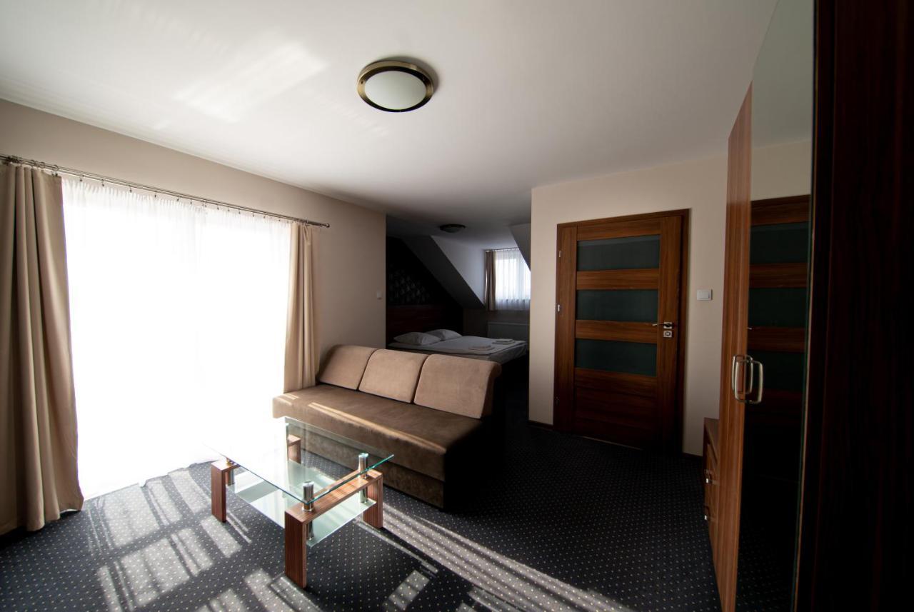 Babilon Krzeszow Aparthotel Krzeszow  Buitenkant foto