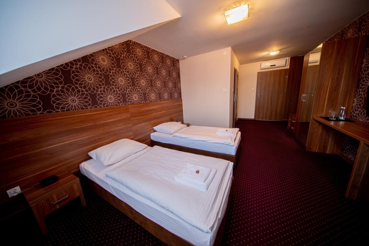 Babilon Krzeszow Aparthotel Krzeszow  Buitenkant foto